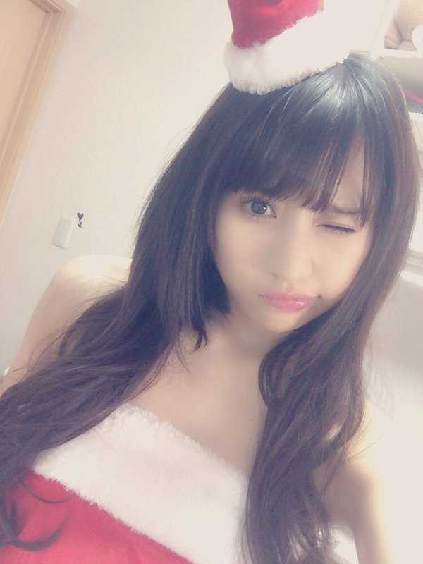 日本极品学生莉音Rion球场甜美可人美照