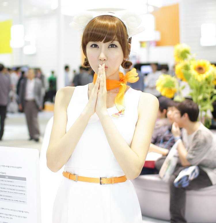 韩国美女模特崔星儿甜美惹人爱