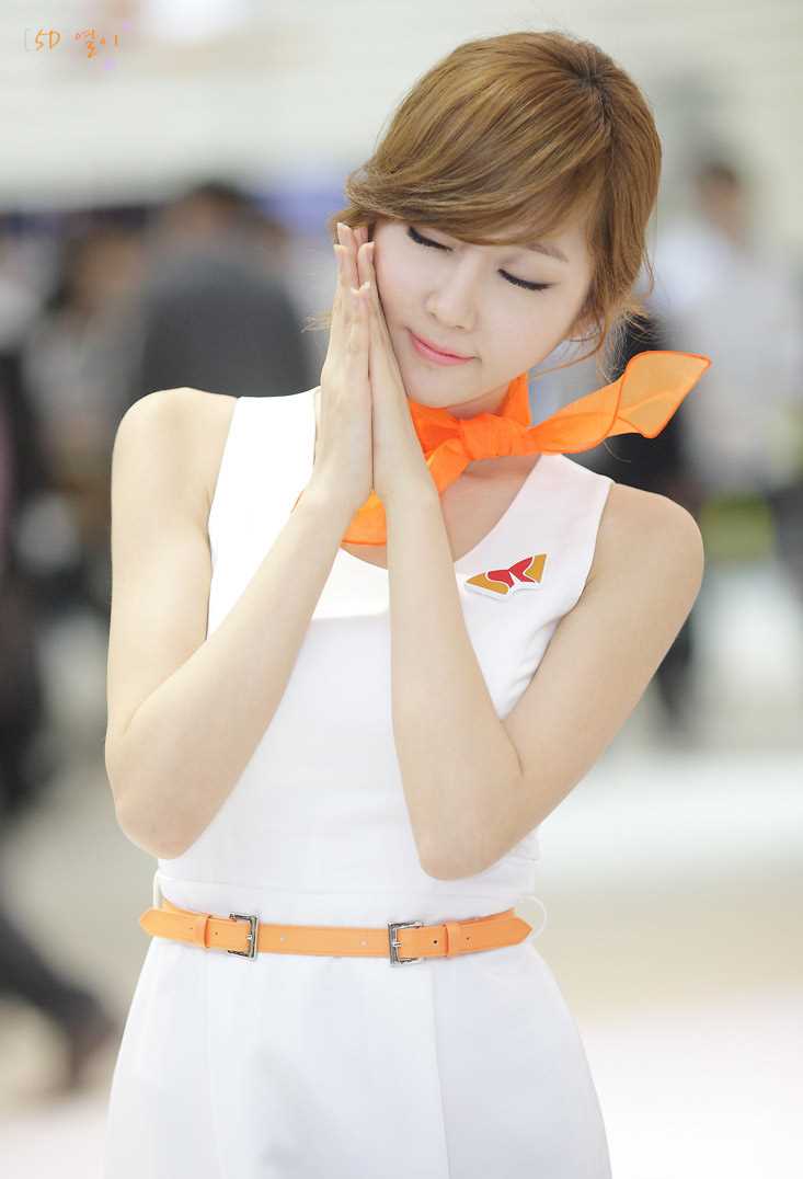 韩国美女模特崔星儿甜美惹人爱