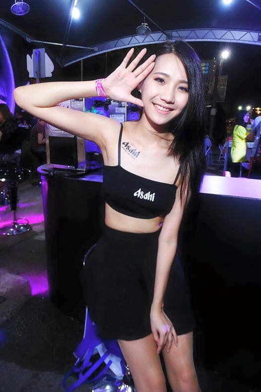 特别专辑气质美女Sabrina宣萱儿甜美迷人照图片