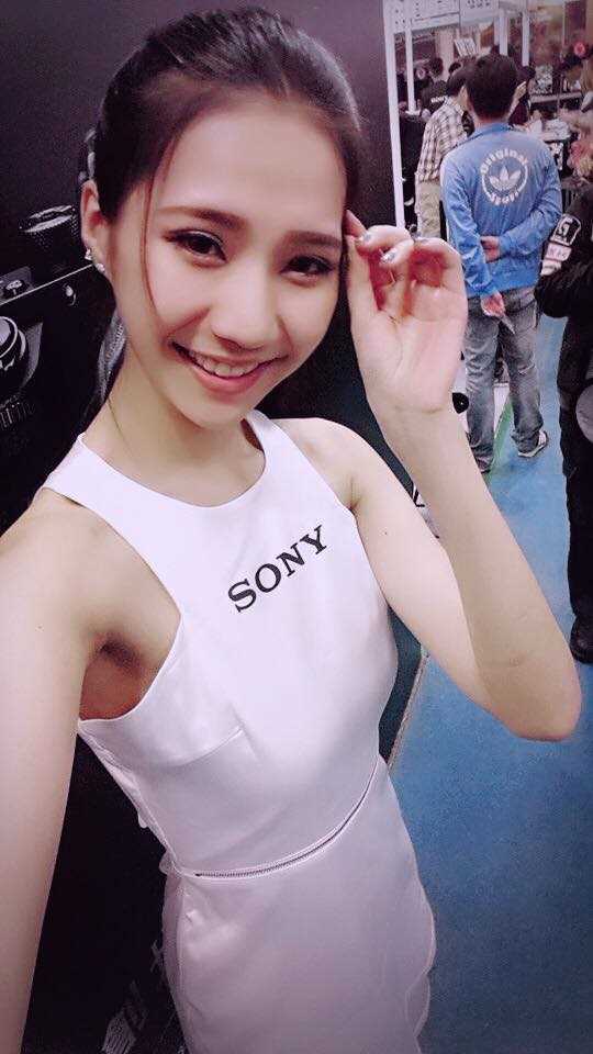 特别专辑气质美女Sabrina宣萱儿甜美迷人照图片