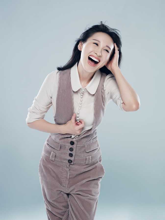 精选演员练束梅清新甜美图册