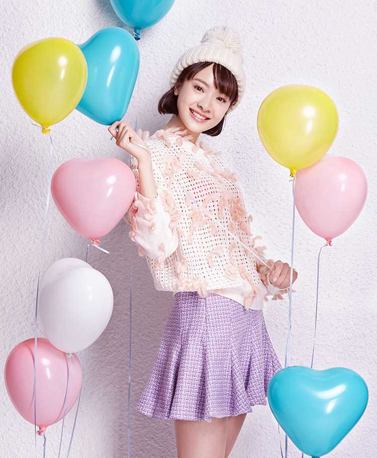 高清内地女星孙铱最新展甜美笑容图集