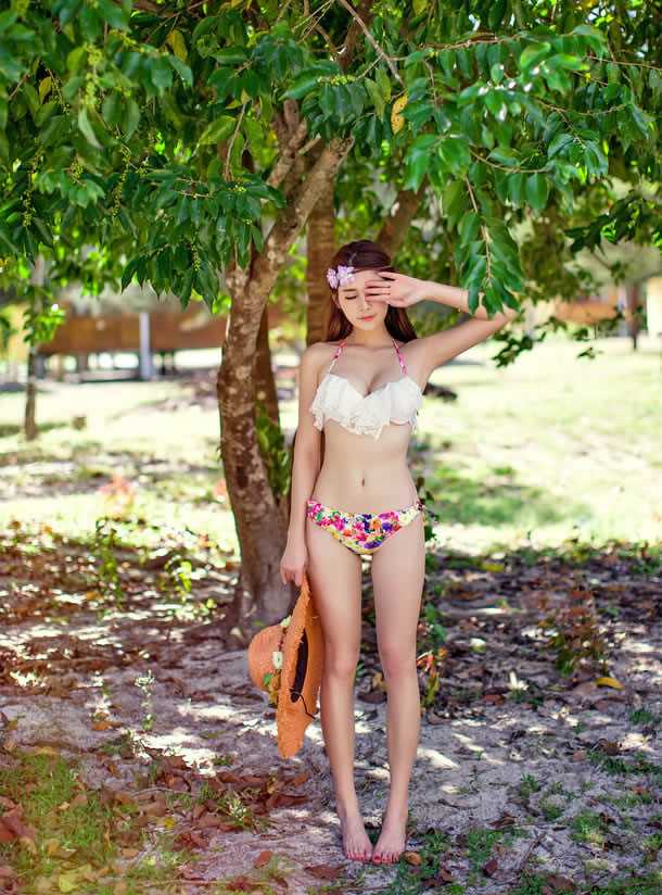 优质甜美女孩比基尼诱惑相册