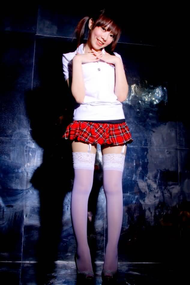 精选甜美女孩高清大长腿诱惑图册