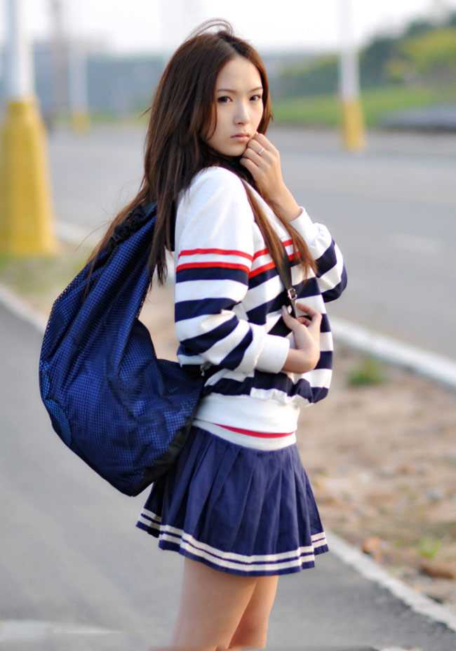 最全甜美女孩范诗琪街拍大图壁纸