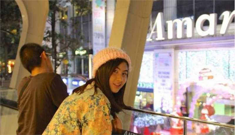 最新清新甜美女孩私房壁纸