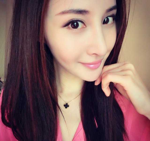 最全甜美女孩王若心高清照壁纸