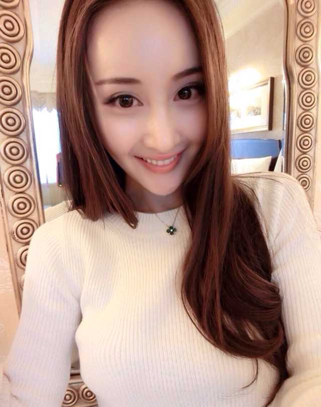 优质甜美女孩王若心最新生活照图片