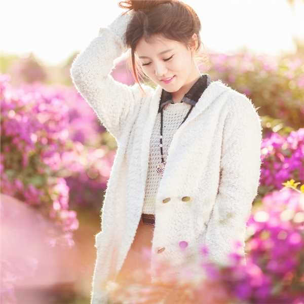 最全甜美女孩户外迷人照相册