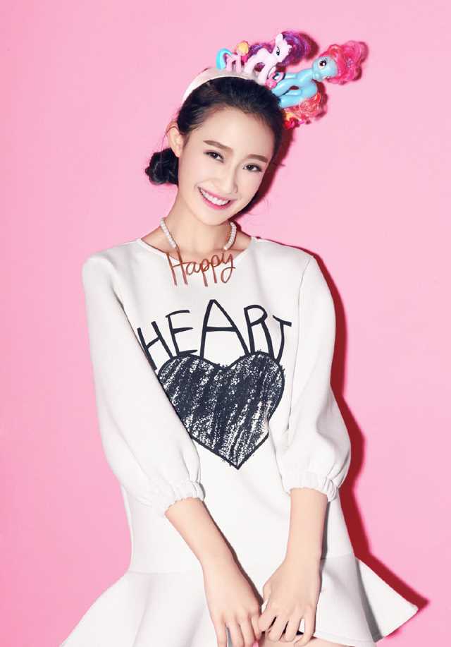 最新甜美女孩孙佳雨高清大片壁纸