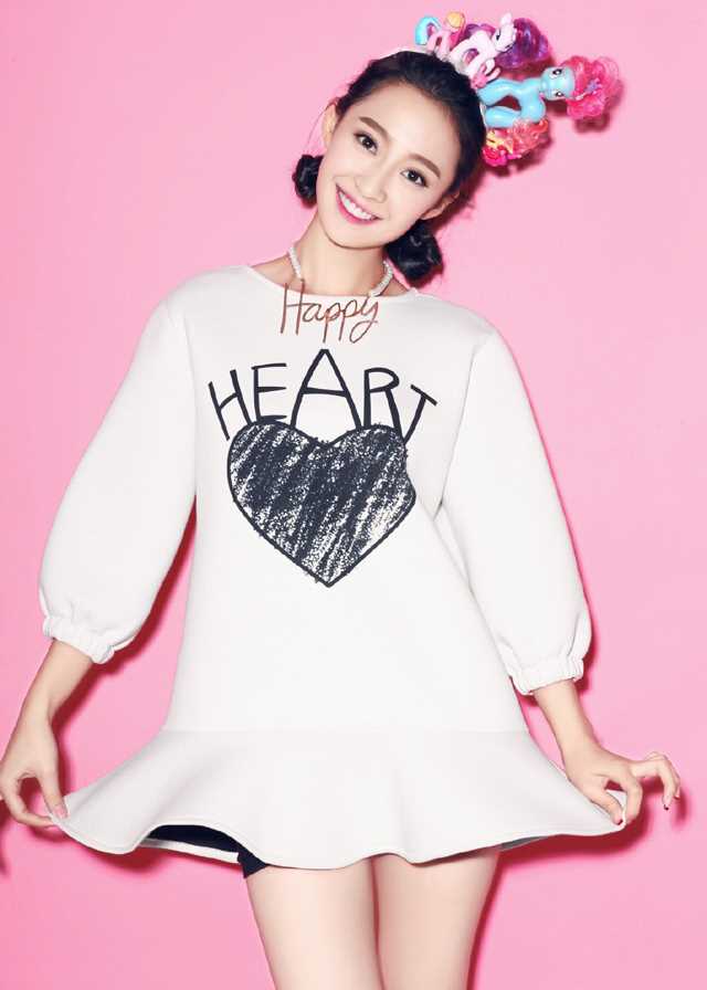 最新甜美女孩孙佳雨高清大片壁纸