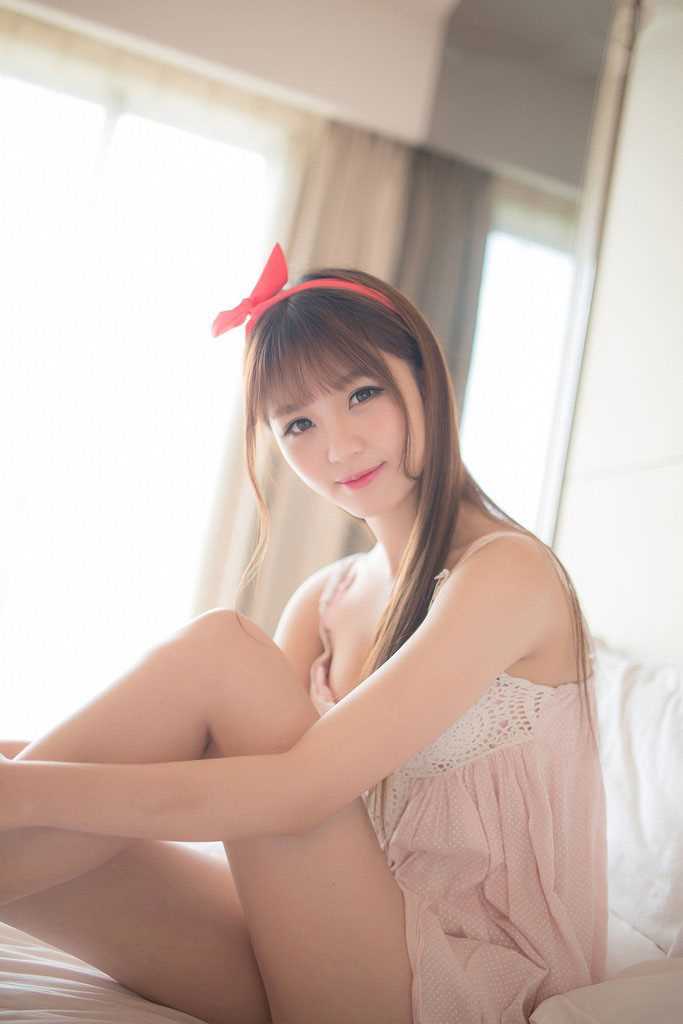 最新棒棒糖甜美女孩私房壁纸