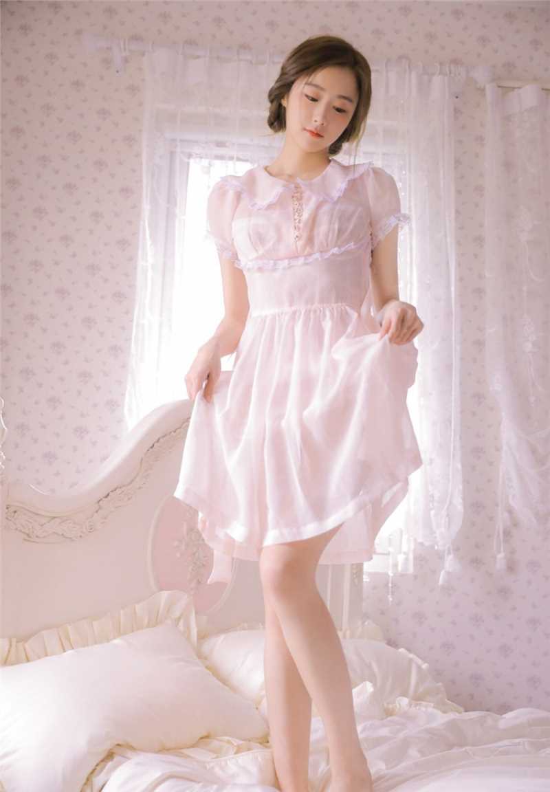 宅男梦中女神床上甜美醉人姿态性感惹火美女老师的诱惑