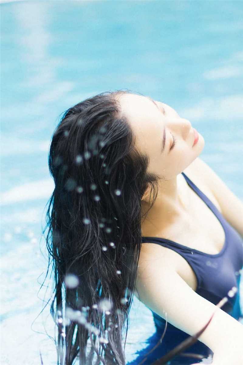 高清日本宅男女神冷艳气质湿身水着死库水图册