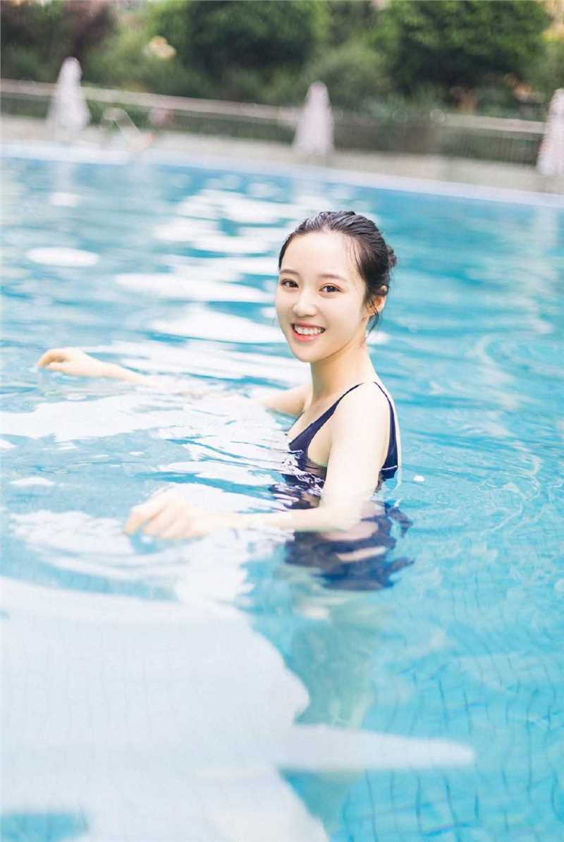 高清日本宅男女神冷艳气质湿身水着死库水图册