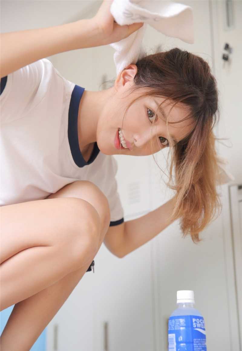 最全校花少女更衣室换衣福利宅男女神诱惑相册