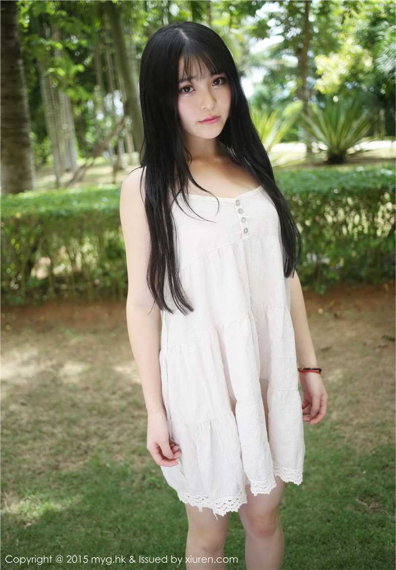 最新美媛馆宅男女神伊小七MoMo高清诱人床照图集