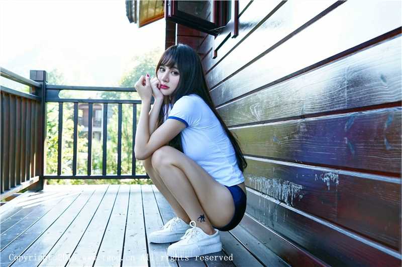 宅男女神Cheryl青树私房内衣袜子