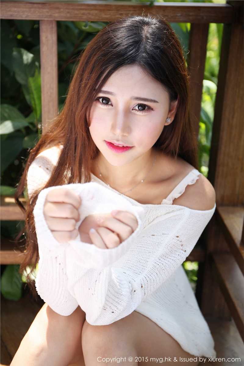 优质宅男女神Milk楚楚小清新迷人外拍相册