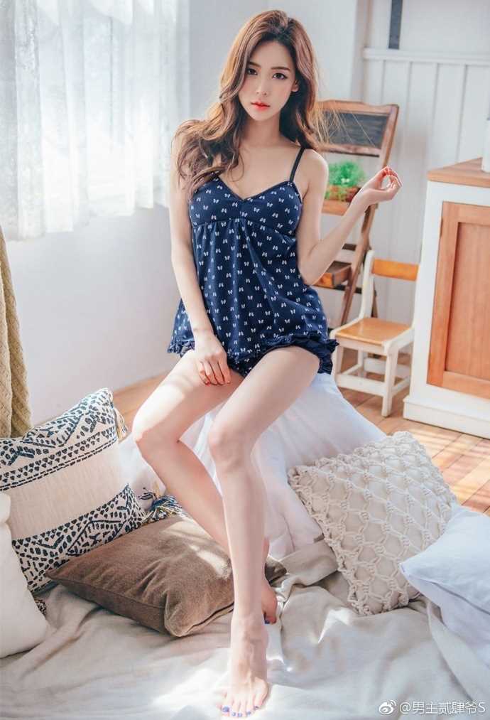 宅男女神王瑞儿人体艺术私房照