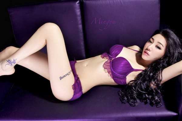 精选宅男女神金美辛S型长腿诱惑图册