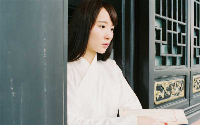 高清清纯淡雅古装美女壁纸欣赏图集
