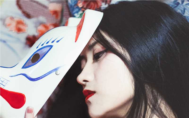 精选妖艳红唇古装美女壁纸欣赏图册