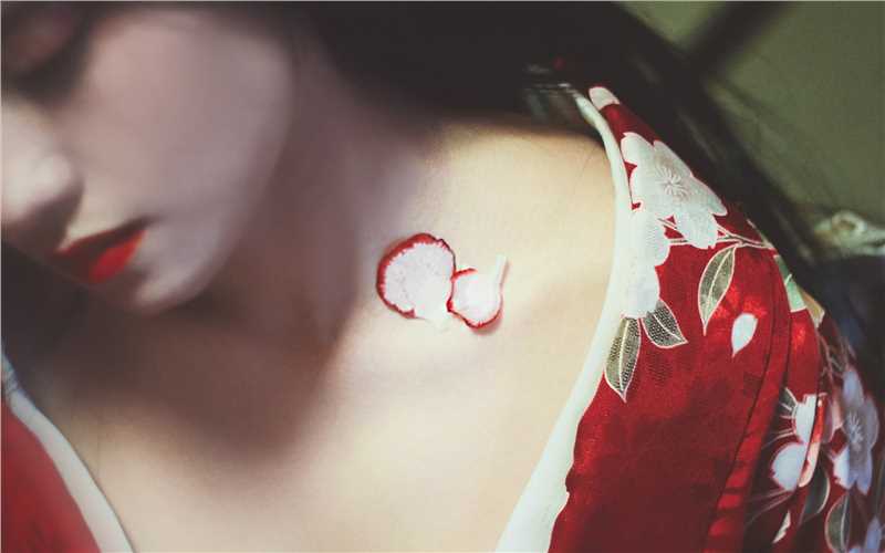 精选妖艳红唇古装美女壁纸欣赏图册