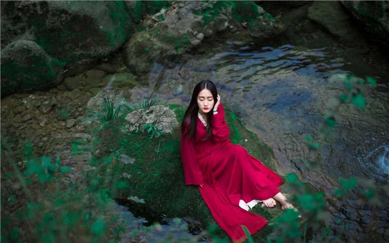 精选清纯古装美女户外高清桌面壁纸图册