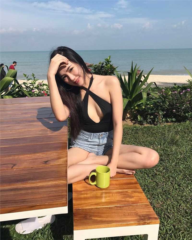 精选马来正妹Michttano气质旗袍私房照图册