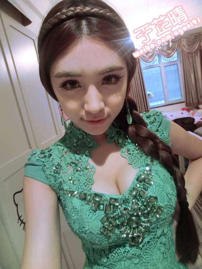 优质旗袍美女于芷晴高清照图片