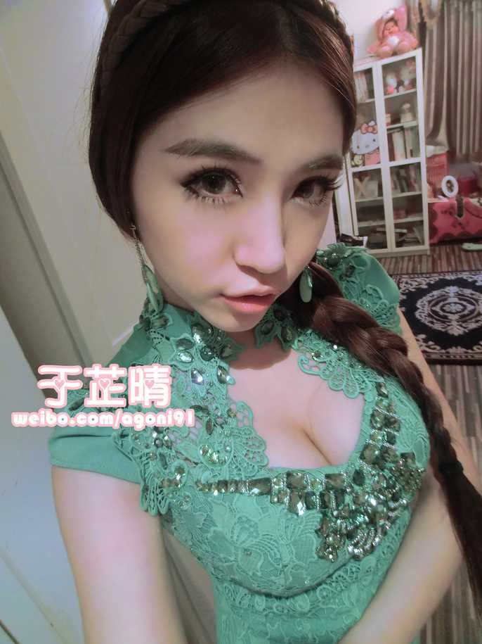 优质旗袍美女于芷晴高清照图片