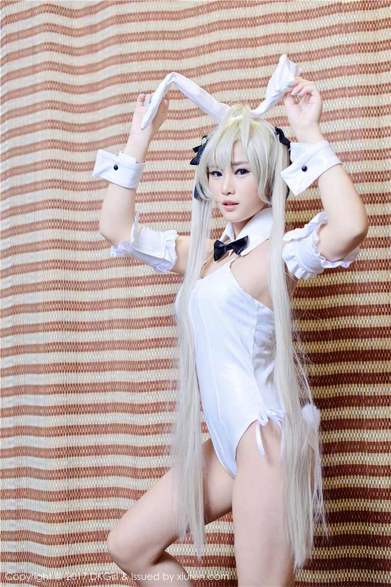 精选可爱兔女郎美女萌宝儿Boa性感cos制服图册