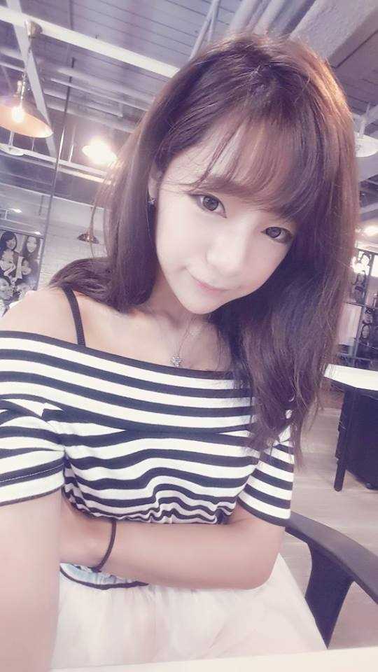 最新性感COSPLAY美女贝莉莓Beryl酥胸诱惑壁纸