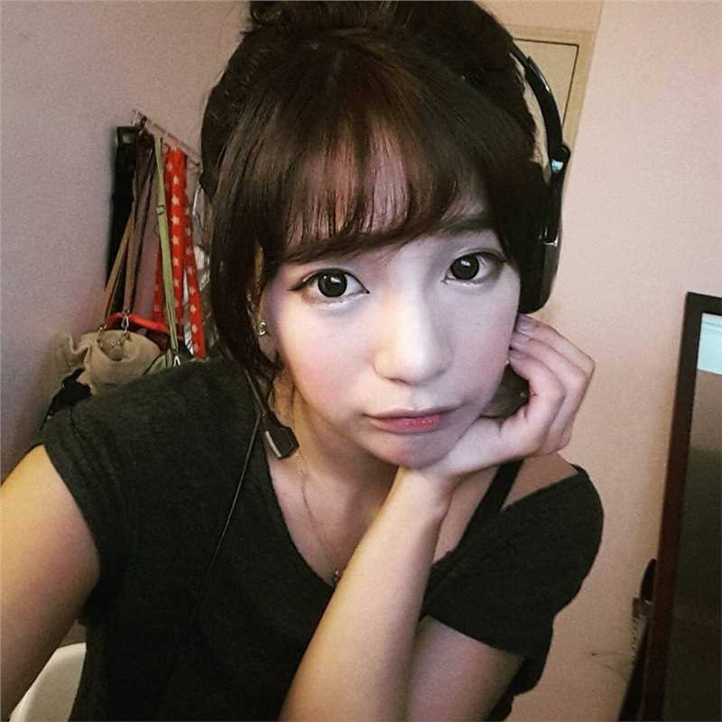 最新性感COSPLAY美女贝莉莓Beryl酥胸诱惑壁纸