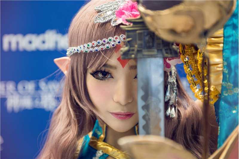 最新性感COSPLAY美女贝莉莓Beryl酥胸诱惑壁纸