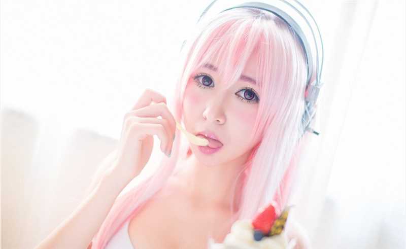 最全清纯迷人萌妹子cosplay粉红女郎壁纸