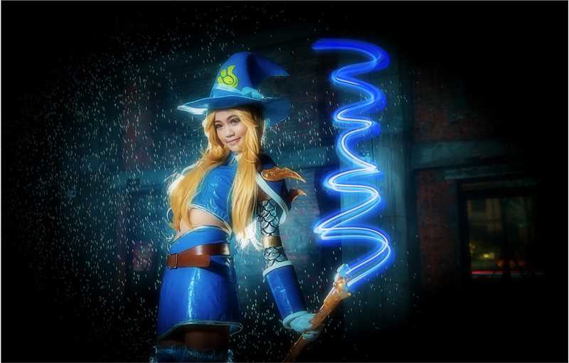 最全cosplay萌妹子演绎游戏女巫角色壁纸