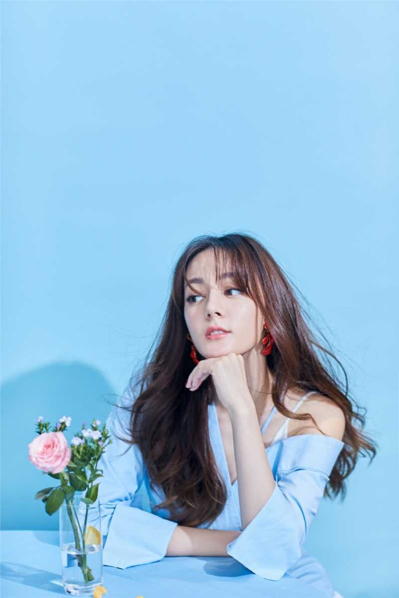 特别专辑时尚典雅迷人迪丽热巴冷艳吸晴女神个人图片