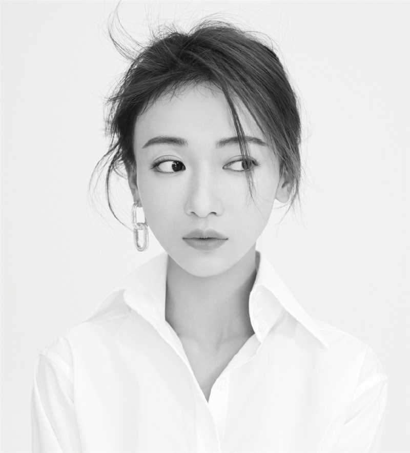 高清新晋小花旦吴谨言优雅性感时尚好看的图片图集