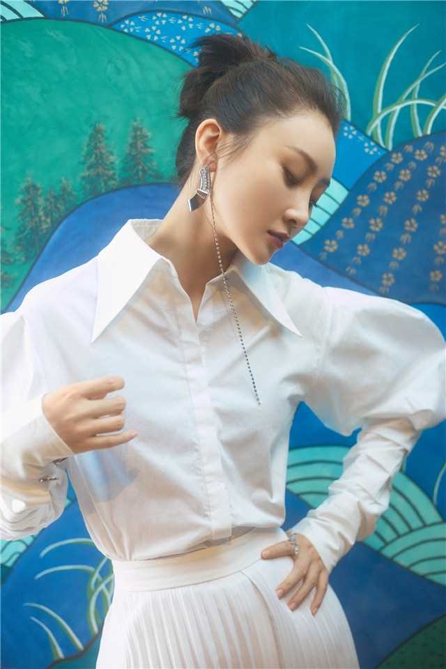 最全复古时尚女郎林鹏优雅中式百搭美女壁纸