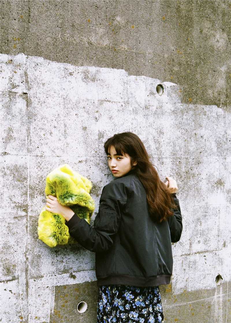 特别专辑日本盐系少女小松菜奈街拍时尚小清新养眼壁纸图片