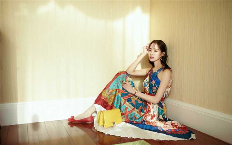 精选精致优雅女神张钧甯时尚浪漫风情服饰图片图册