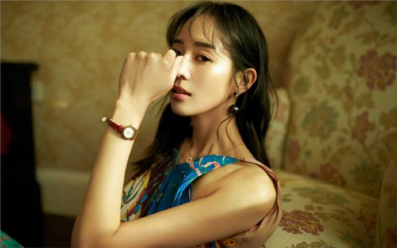 精选精致优雅女神张钧甯时尚浪漫风情服饰图片图册