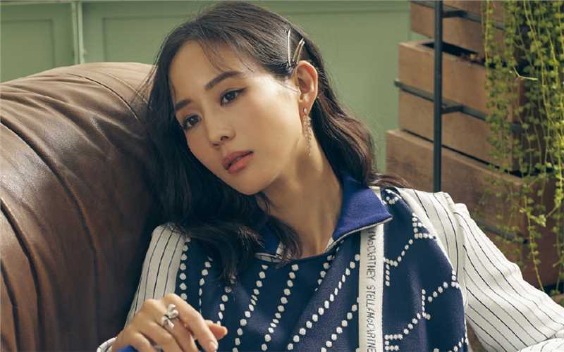 精选精致优雅女神张钧甯时尚浪漫风情服饰图片图册