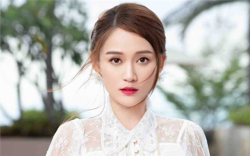 高清陈乔恩女神气质优雅惹火复古时尚明星套图图集