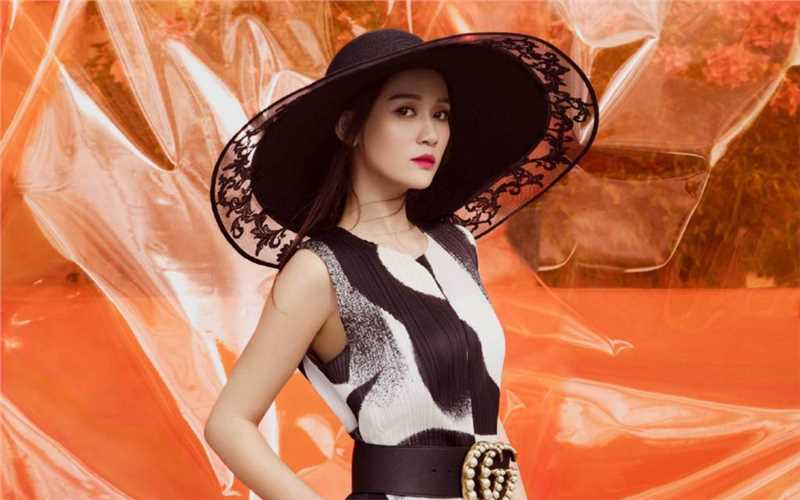 高清陈乔恩女神气质优雅惹火复古时尚明星套图图集