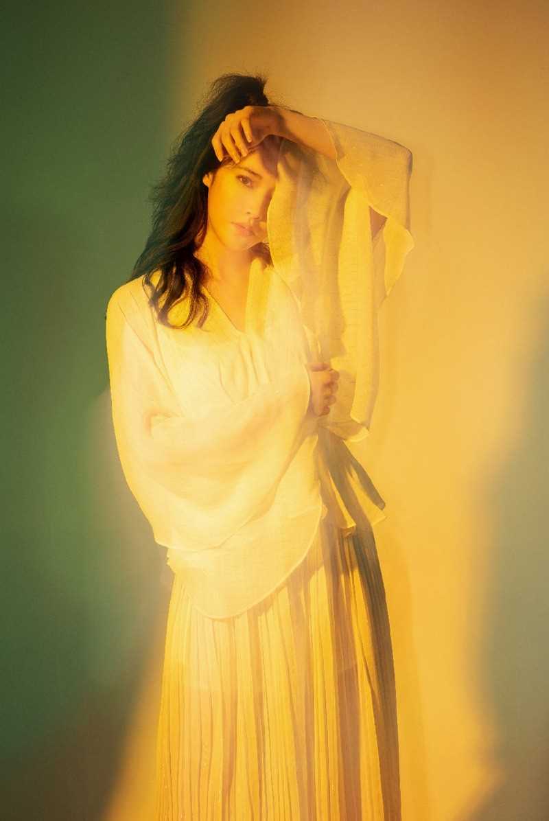 最全西装美女张璇文艺知性优雅时尚女神杂志大片相册