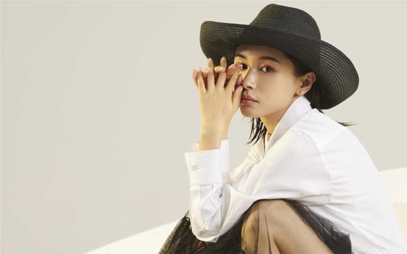 高清复古时尚帅气美女王子文个性风格服饰杂志图片图集